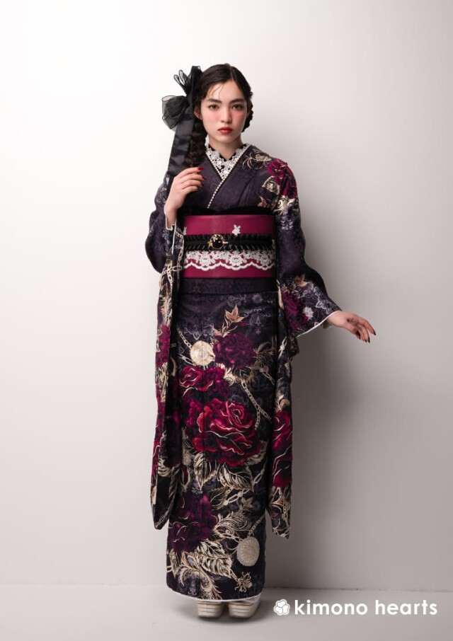 キモノハーツ／kimono heartsの振袖 /黒色/赤色/キュート/バラ柄/ KH
