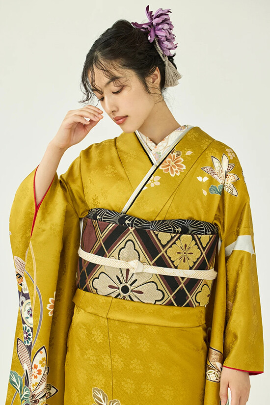 きものやまとの振袖 /黄色/レトロ/菊柄/ 振袖／ハレスミ横菊／からし