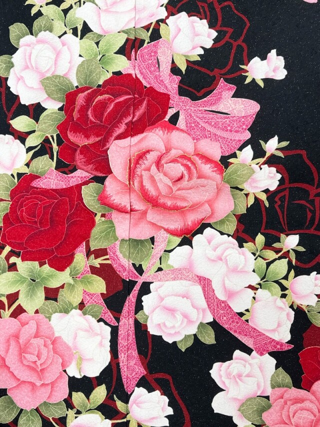 みやもとの振袖 /黒色/グラマラス/バラ柄/ No.2 黒地薔薇リボン | My振袖