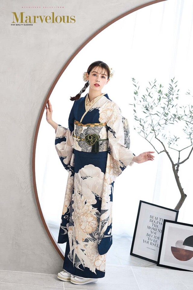 振袖 きものこまやの振袖 /紺色/白色/エレガント/その他/ マーベラス