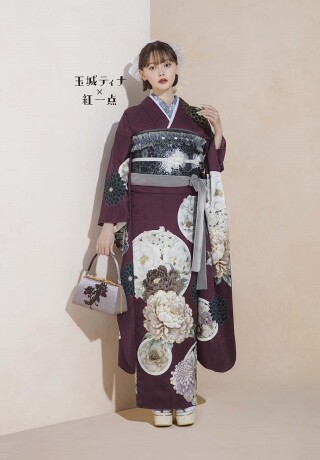 振袖レンタル おりえん｜大阪堺市の振袖 /赤色/白色/レトロ/花柄/ アン