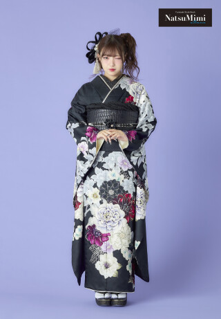 日産呉服・和田甚の振袖 /黒色/その他色/古典/花柄/ 正絹丹後縮緬最