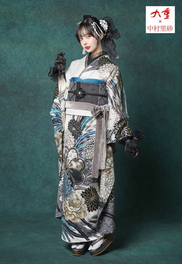 振袖 きものこまやの振袖 /白色/青色/レトロ/梅柄/ 九重×中村里砂 | My振袖