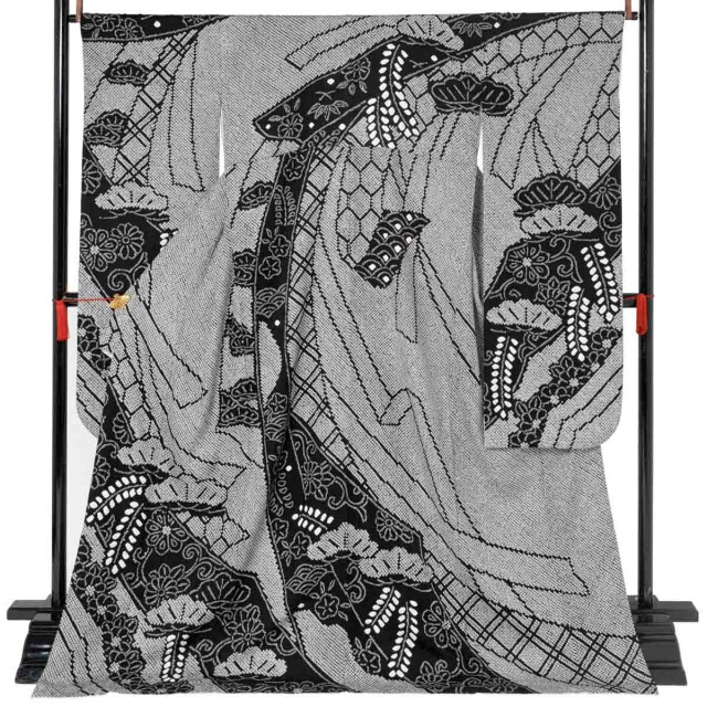 振袖レンタル夢館の振袖 /黒色/白色/古典/熨斗柄/ 総絞り 黒