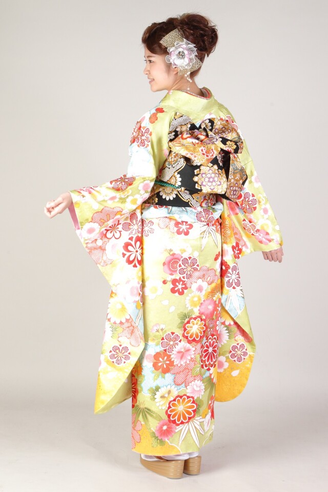 正直屋-鶴舞本店の振袖 /黄色/古典/花柄/ 九重18-K203M2 | My振袖