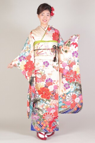 セゾンふりそで館の振袖 /ベージュ色/茶色/古典/牡丹柄/ 03791