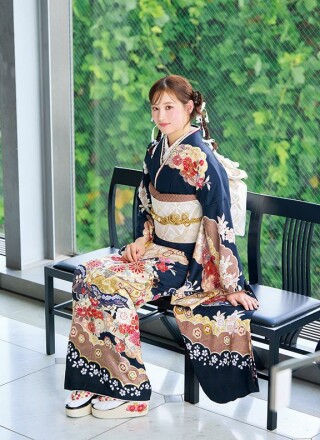 夢きらら川口店の振袖 /緑色/ゴールド色/古典/菊柄/ 青緑振袖 亀甲