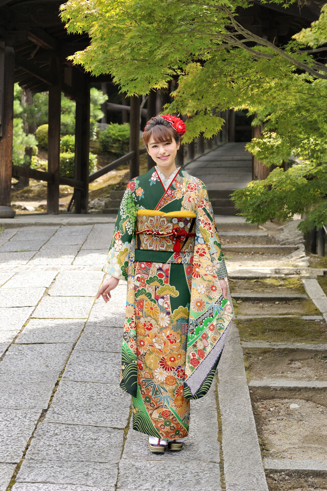 ◎mk-1967　絽　夏　引き振袖　お引きずり　豪華刺繍　婚礼衣装　　5-22 KIMONO21舞んの振袖 /緑色/古典/熨斗柄/ 47A-106 | My振袖