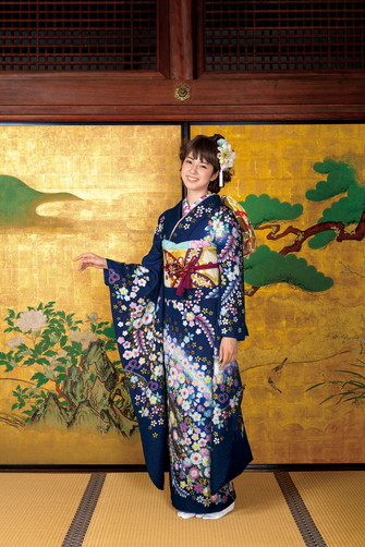 近江屋呉服店の振袖 /紺色/紫色/古典/花柄/ 振袖 | My振袖