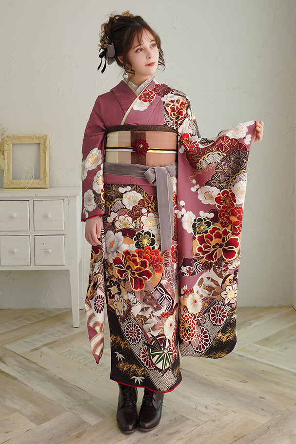 振袖マーメイド（旧：Sanwa 佐世保店）の振袖 /紫色/古典/花柄