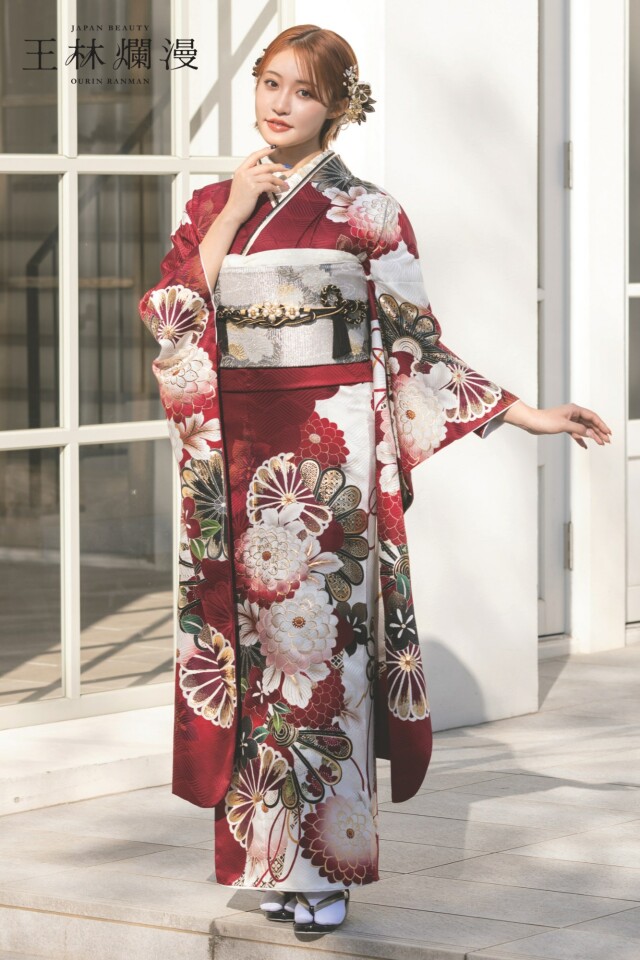 振袖レンタル おりえん｜大阪堺市の振袖 /赤色/白色/レトロ/菊柄/ 王林