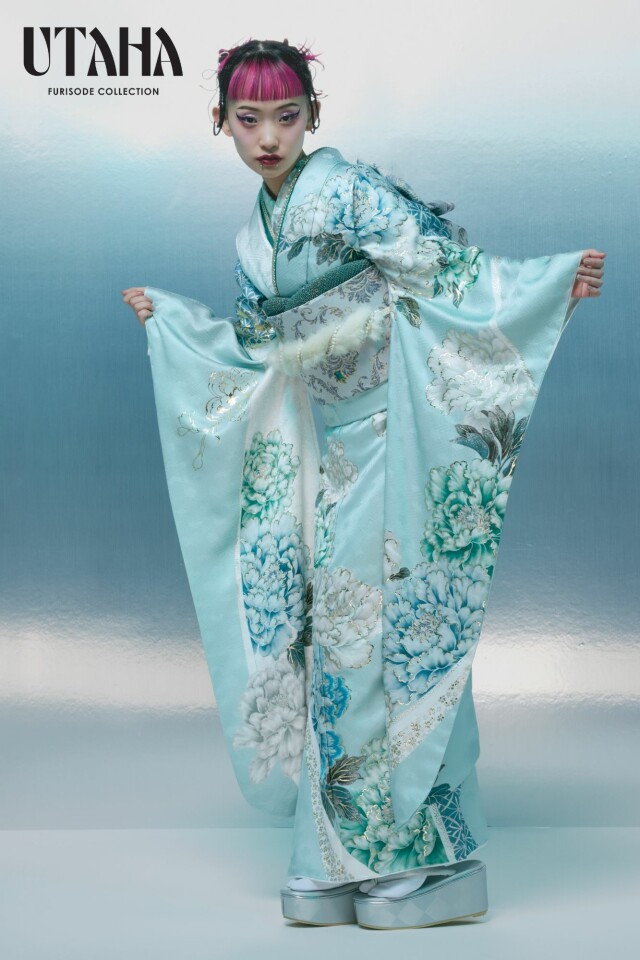 振袖レンタル おりえん｜大阪堺市の振袖 /水色/白色/エレガント/牡丹柄