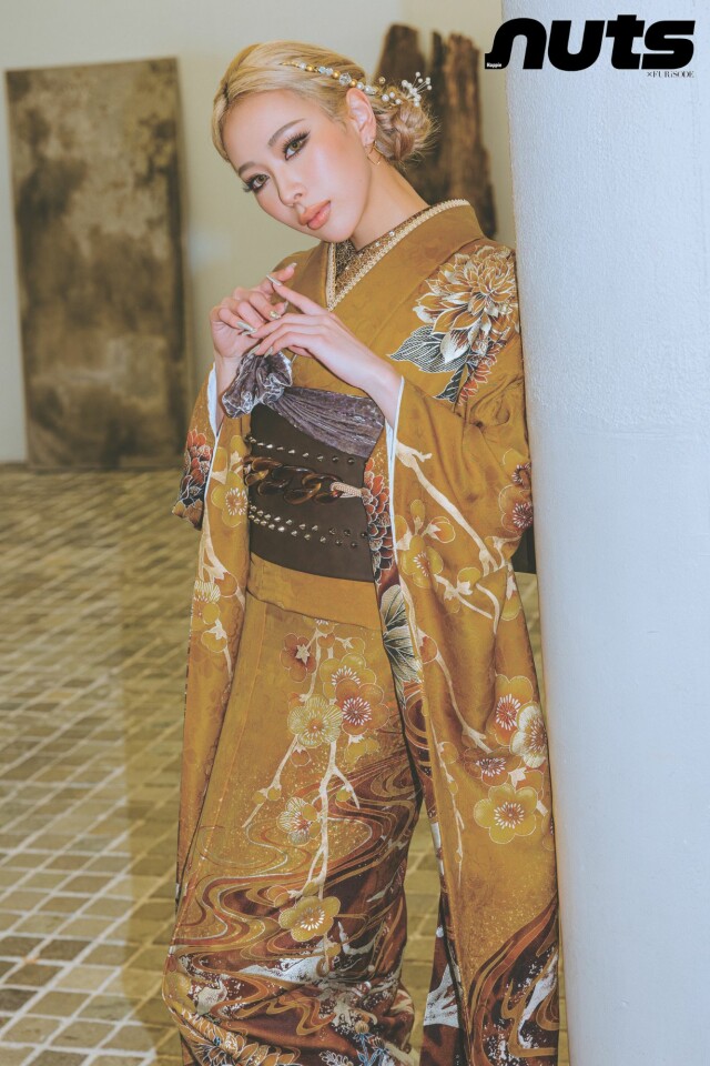 振袖レンタル おりえん｜大阪堺市の振袖 /黄色/茶色/グラマラス/牡丹柄