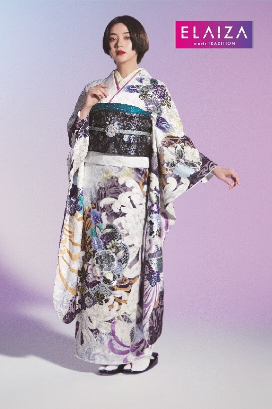 振袖かとうの振袖 /白色/シルバー色/クール/菊柄/ 池田エライザ | My振袖