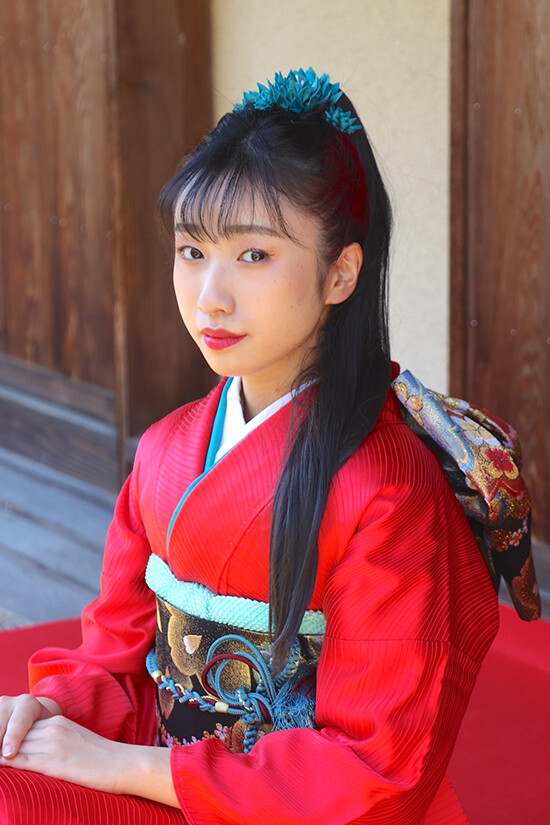 布施弥七京染店の振袖 /赤色/クール/無地柄/ 振袖 | My振袖