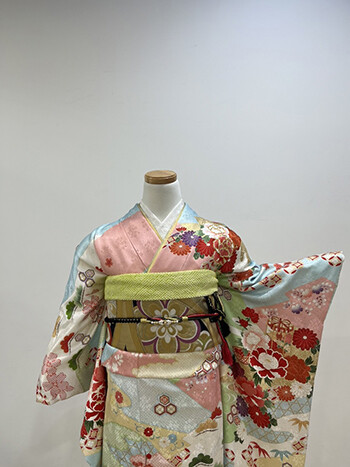 二十歳振袖館Az ひたちなか本店の振袖 /水色/ピンク色/古典/牡丹柄