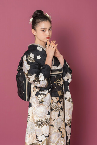 黒地　花柄_振袖_95677 | 振袖studio　狭山 柿沼呉服店