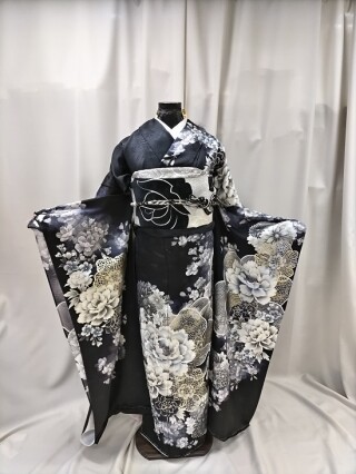モノトーンのかっこいい振袖_振袖_84078 | 有限会社　こばやし呉服店