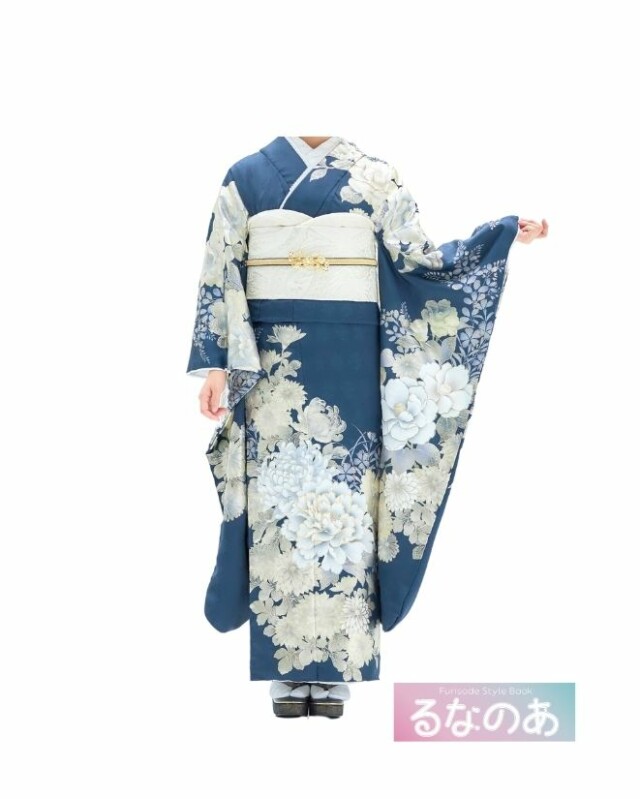 給前ふりそで館の振袖 /紺色/ゴールド色/エレガント/花柄/ 2024年