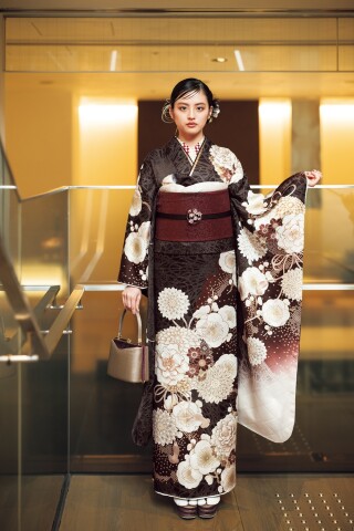 在庫処分 レース振袖 蝶と花柄 単品着物 成人式 在庫処分 レース振袖 蝶と花柄 単品着物 成人式 在庫処分 レース振袖