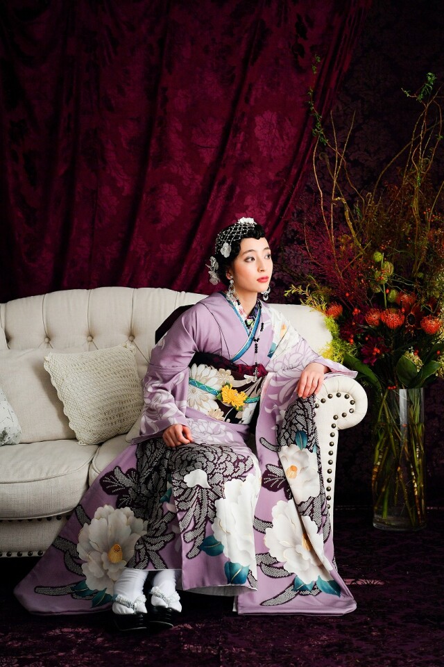 黒ラメゴージャス紫と白の牡丹と乱菊の振袖フルセット 黒ラメゴージャス紫と白の牡丹と乱菊の振袖フルセット