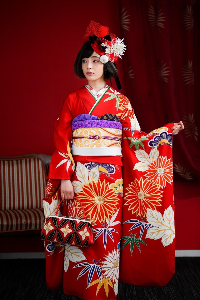 ブライダルコア伊谷の振袖 /赤色/古典/花柄/ No.866 朱赤本手描き菊花