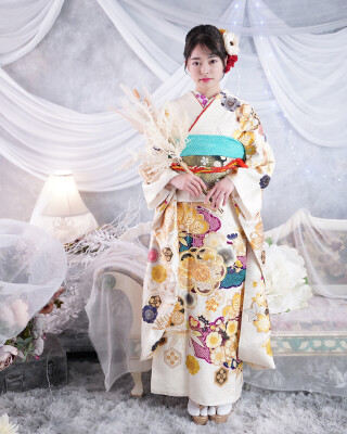 ち336　aoi 　白　松桜に疋田雲取_振袖_60758 | レンタルブティック　みとみ