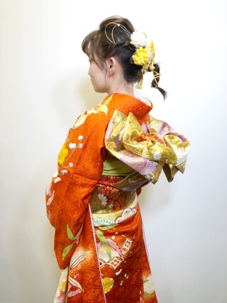 千成屋 ひたちなか本店の振袖 /茶色/オレンジ色/古典/花柄/ 【茶