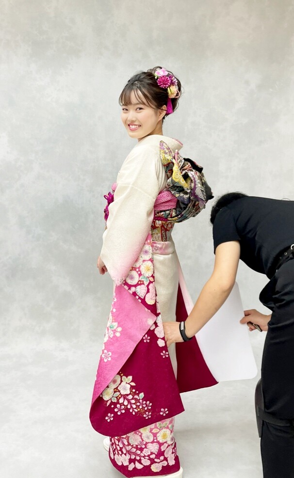 ㈱前野呉服店の振袖 /白色/紫色/古典/花柄/ R04成人式 | My振袖