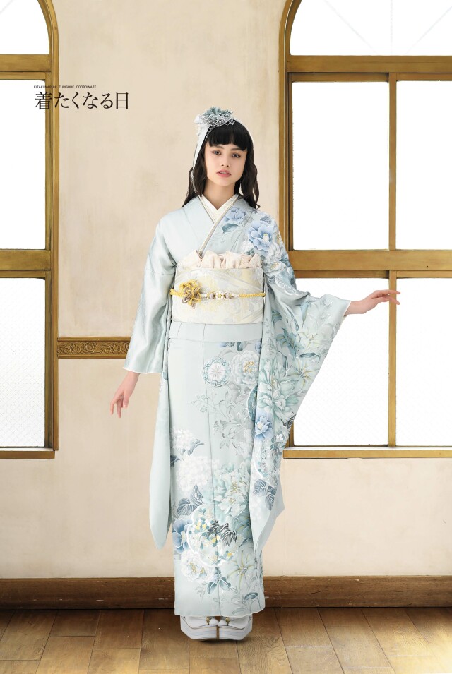 華洛 山口宇部店の振袖 /水色/白色/エレガント/花柄/ 着たくなる日607
