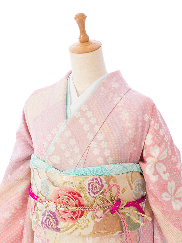 振袖正絹 ピンク 送料無料】【中古】 振袖 正絹（ 中古 ランクS ブラック 黒ピンク 桜