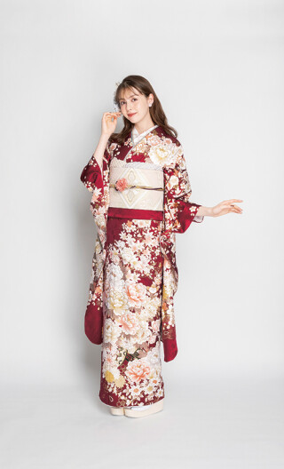 スタジオホワイトルーム 葛西店の振袖 /白色/青色/古典/花柄/ 2025年