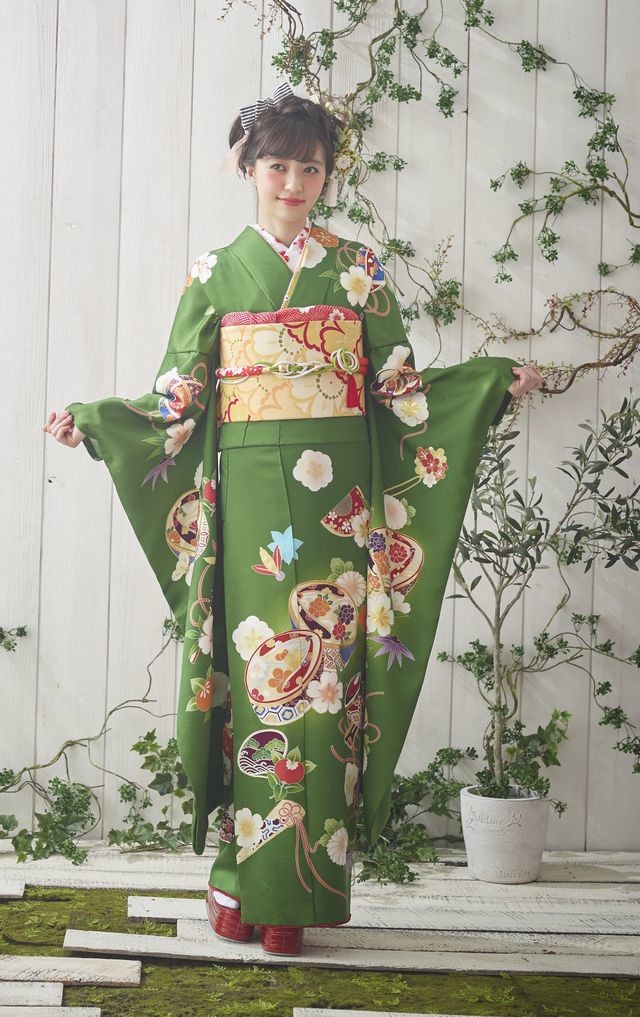 ブライダルセンター雅の振袖 /緑色/赤色/古典/その他/ No1173 若草古典