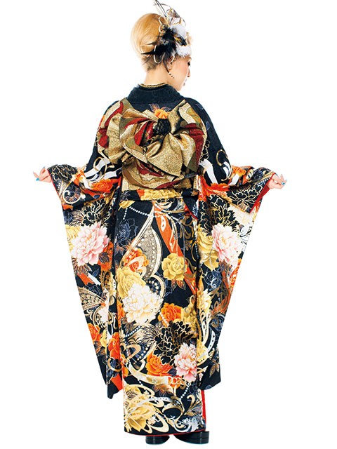 PA－ru－LE（パルレ）津の振袖 /黒色/クール/花柄/ 着物ageha 荒木