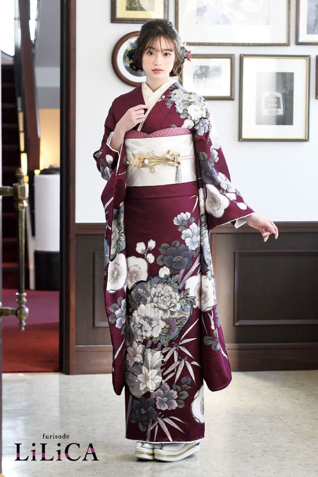 振袖ふるーれ 前橋本店の振袖 /赤色/エレガント/花柄/ LiLiCA 423 | My振袖