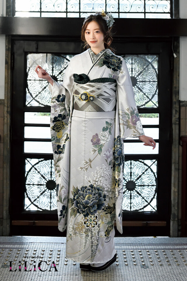 LiLiCA417　振袖フルセット 振袖ふるーれ 前橋本店の振袖 /グレー色/エレガント/花柄/ LiLiCA 427