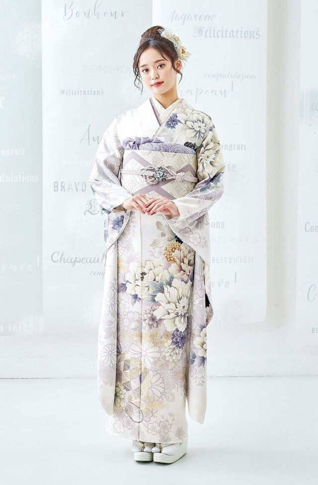 きらら西田きもの工芸 奈良大和西大寺駅前店の振袖 /白色/青色/レトロ