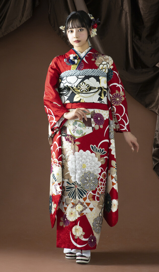 セゾンふりそで館の振袖 /赤色/ベージュ色/古典/菊柄/ 03786 赤
