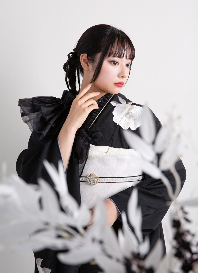 セゾンふりそで館の振袖 /黒色/白色/レトロ/椿柄/ 03793 黒 白椿