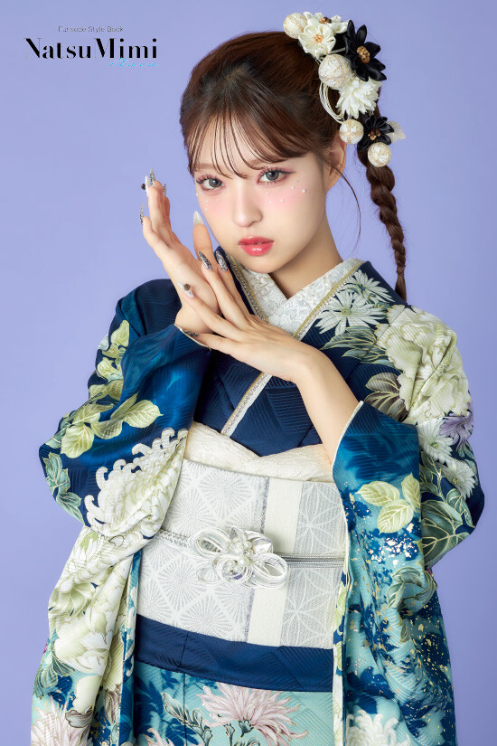 三ツ星 大垣本店の振袖 /紺色/クール/花柄/ NatsuMimi | My振袖