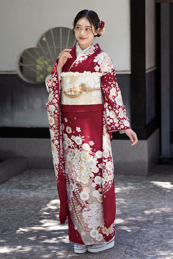 三ツ星 大垣本店の振袖 /赤色/古典/花柄/ かりん | My振袖