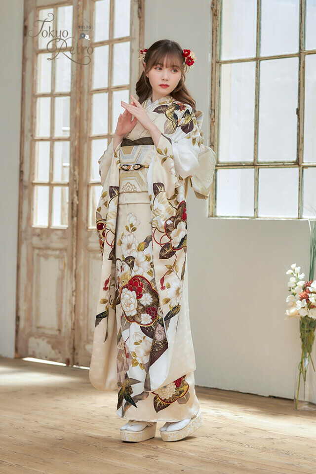 一蔵＆オンディーヌ水戸店の振袖 /白色/赤色/古典/花柄/ TR-511 | My振袖