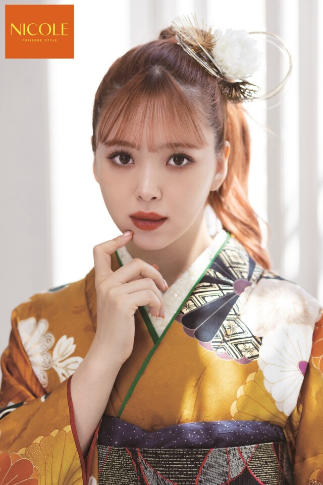 トータルフォトスタジオCoco 桑名店の振袖 /黄色/ベージュ色/古典/花柄