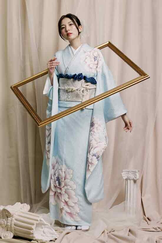 夢楽染かずの明石店の振袖 /水色/白色/クール/牡丹柄/ 【MK-1605】淡い