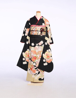 黒地に柔らかな生成りの雲取りと桜文様がシックな上品振袖_振袖_87036