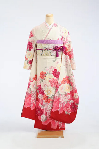 白をベースに赤とピンクで華やかに♪_振袖_88169
