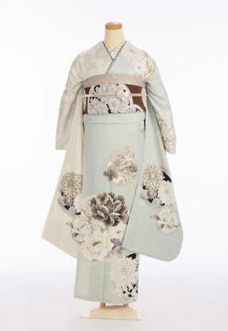 トレンドの淡いくすみブルー_振袖_67870