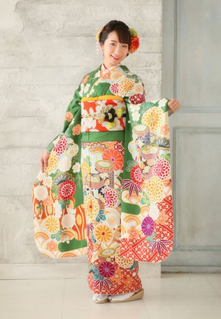 【花ごろも　HANAGOROMO】さわやかで元気な笑顔とグリーンがまぶしいとびきりかわいい晴れ姿_振袖_11847