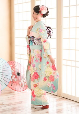 淡い色合いがキュートな女の子らしい一着_振袖_36329