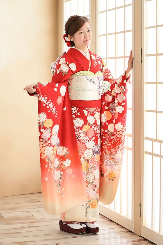 らかんスタジオ江戸川店の振袖 赤色 古典 花柄 定番の赤でキュートな振袖 振袖 成人式着物レンタルのおすすめ情報ならmy振袖 らかんスタジオ江戸川店の振袖 赤色 古典 花柄 定番の赤でキュートな振袖 振袖 成人式着物レンタルのおすすめ情報ならmy振袖